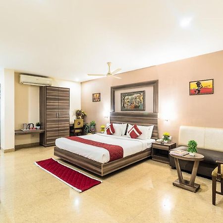 Octave La Sara Vista Hotel Бангалор Екстериор снимка