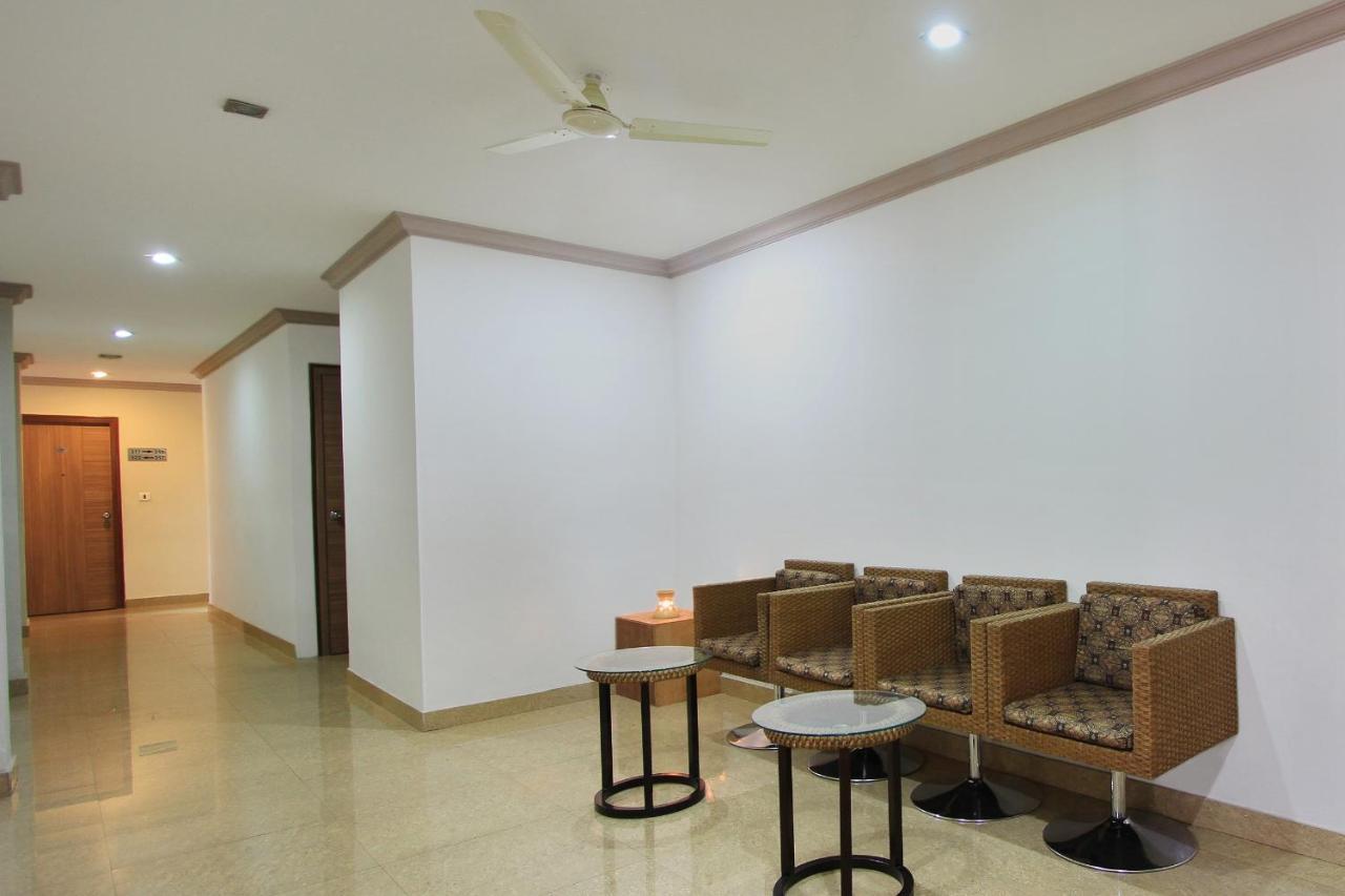 Octave La Sara Vista Hotel Бангалор Екстериор снимка