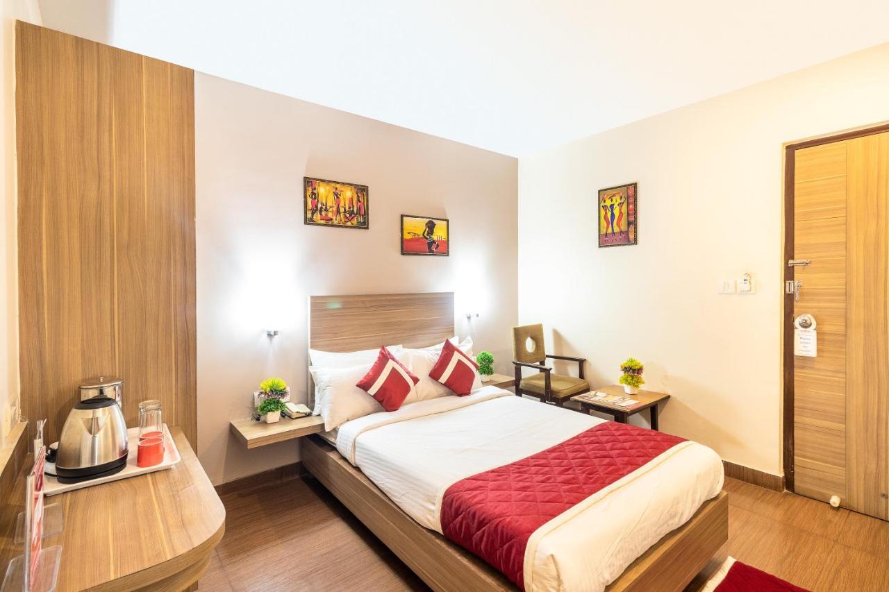 Octave La Sara Vista Hotel Бангалор Екстериор снимка