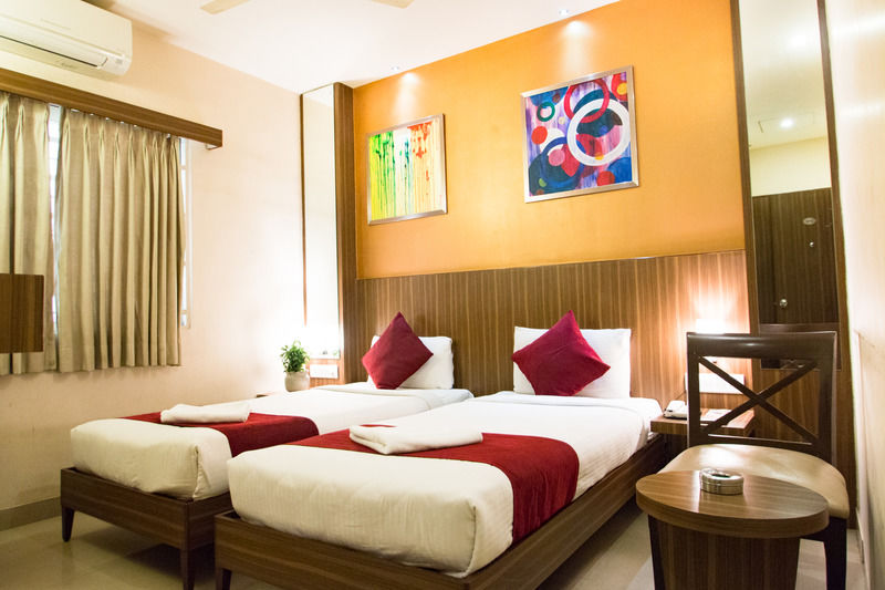 Octave La Sara Vista Hotel Бангалор Екстериор снимка