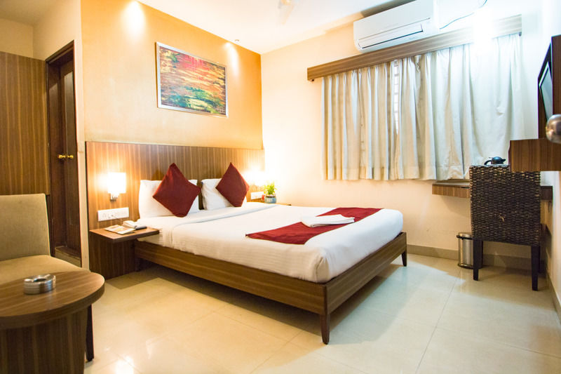 Octave La Sara Vista Hotel Бангалор Екстериор снимка