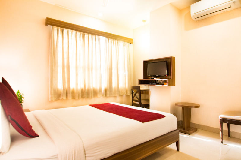 Octave La Sara Vista Hotel Бангалор Екстериор снимка